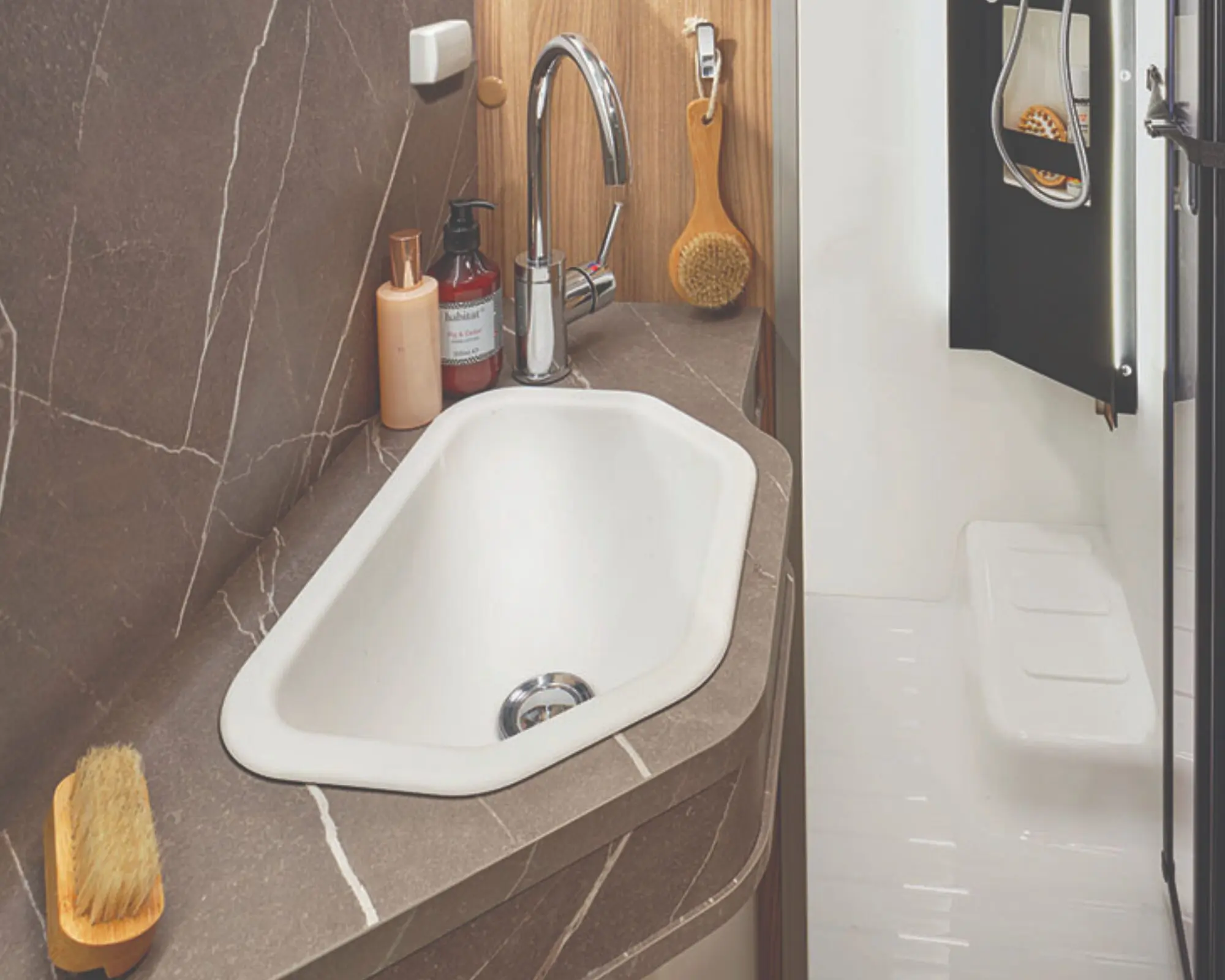 Bailey Autograph 79-4F (6)