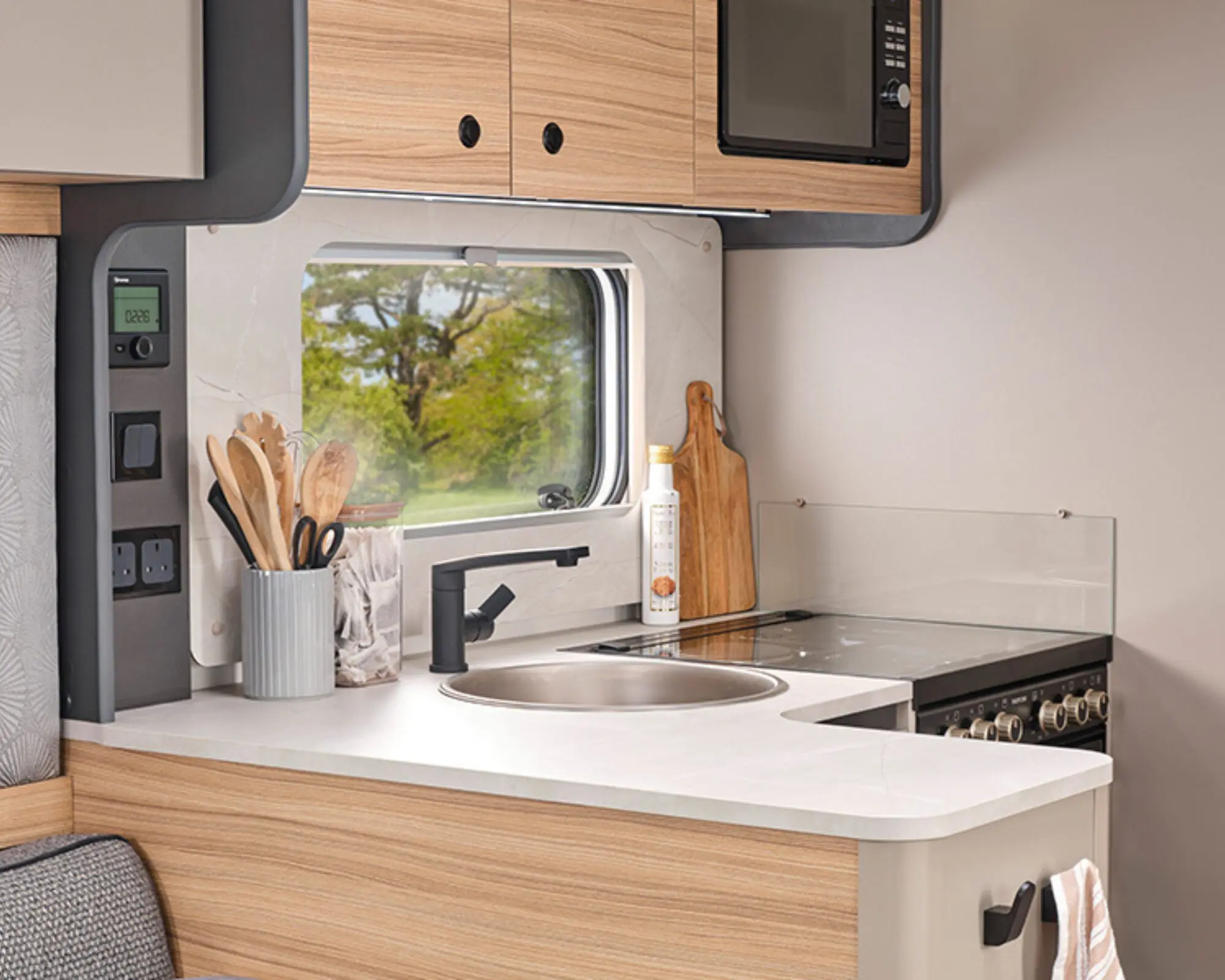 Pegasus Black Messina (2)