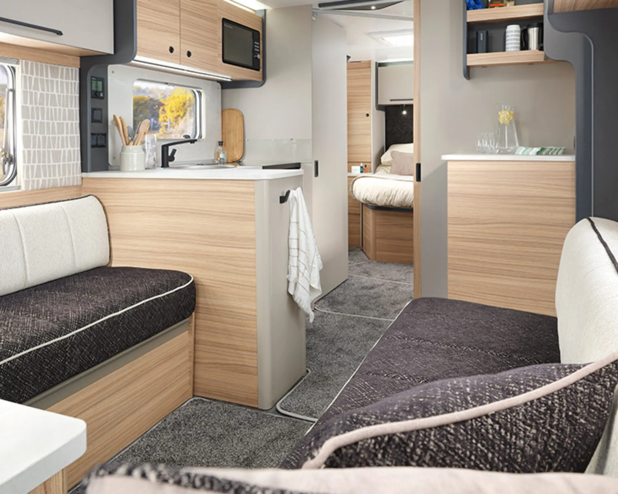 Pegasus Black Portofino (3)