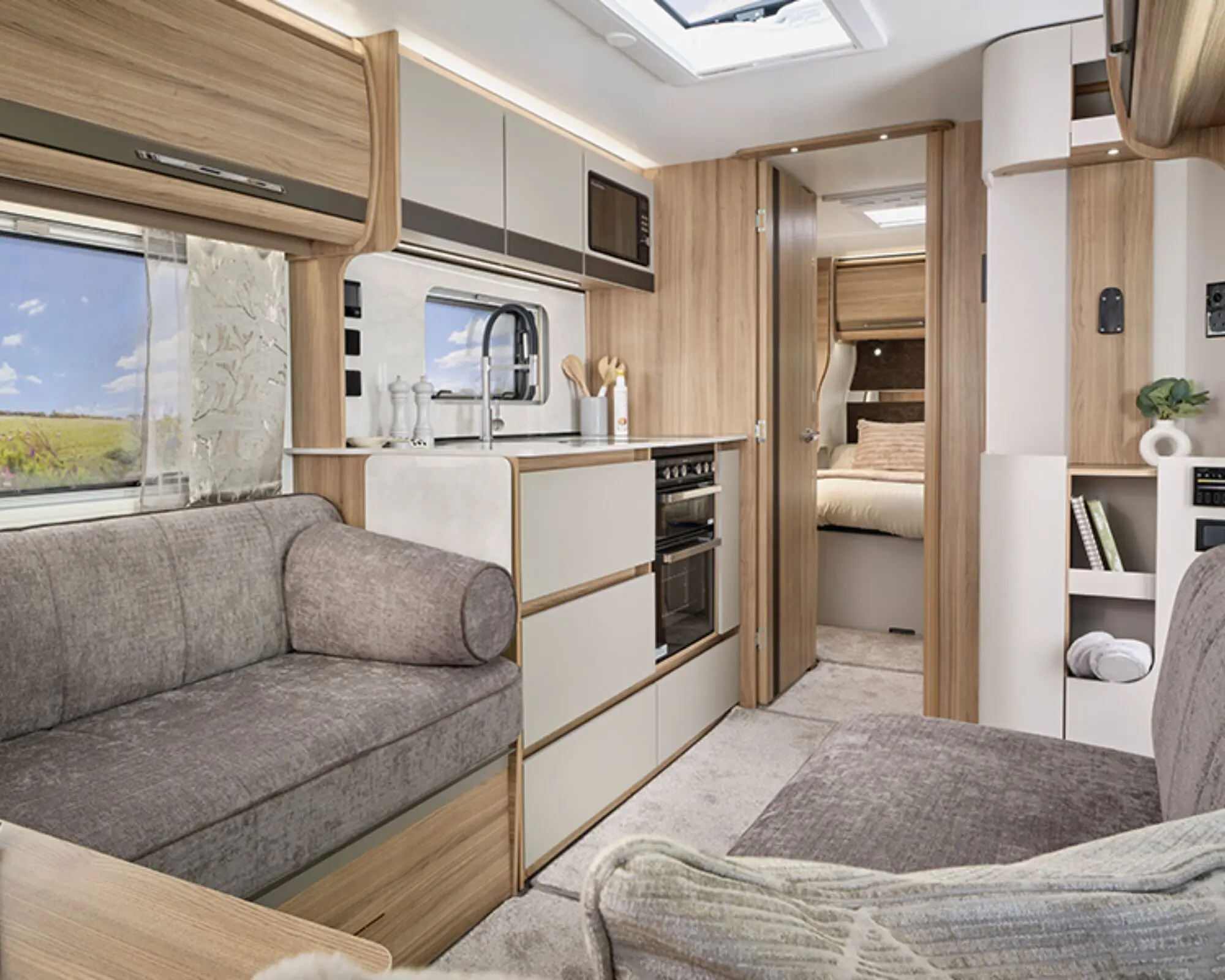 Unicorn Deluxe Cabrera