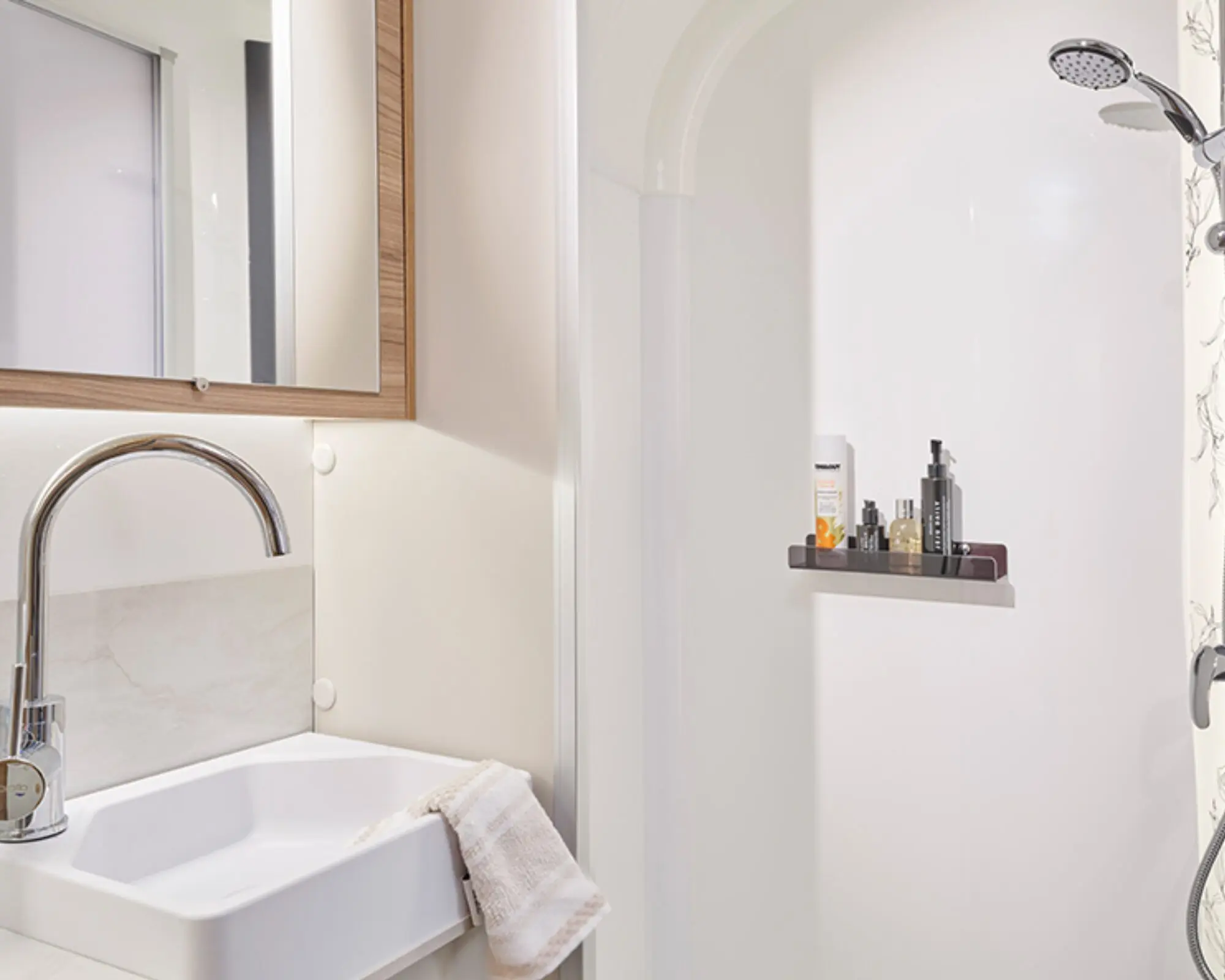 Unicorn Deluxe Seville (4)