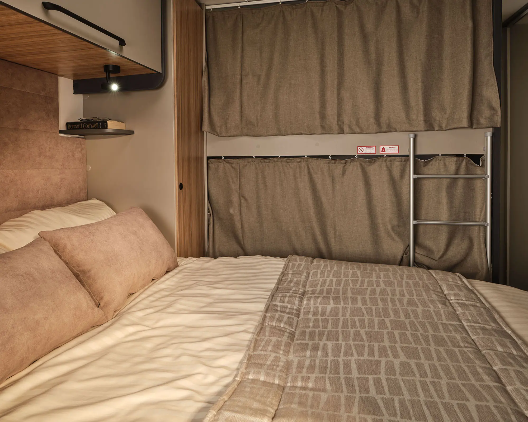 base_0000_Amalfia 0024