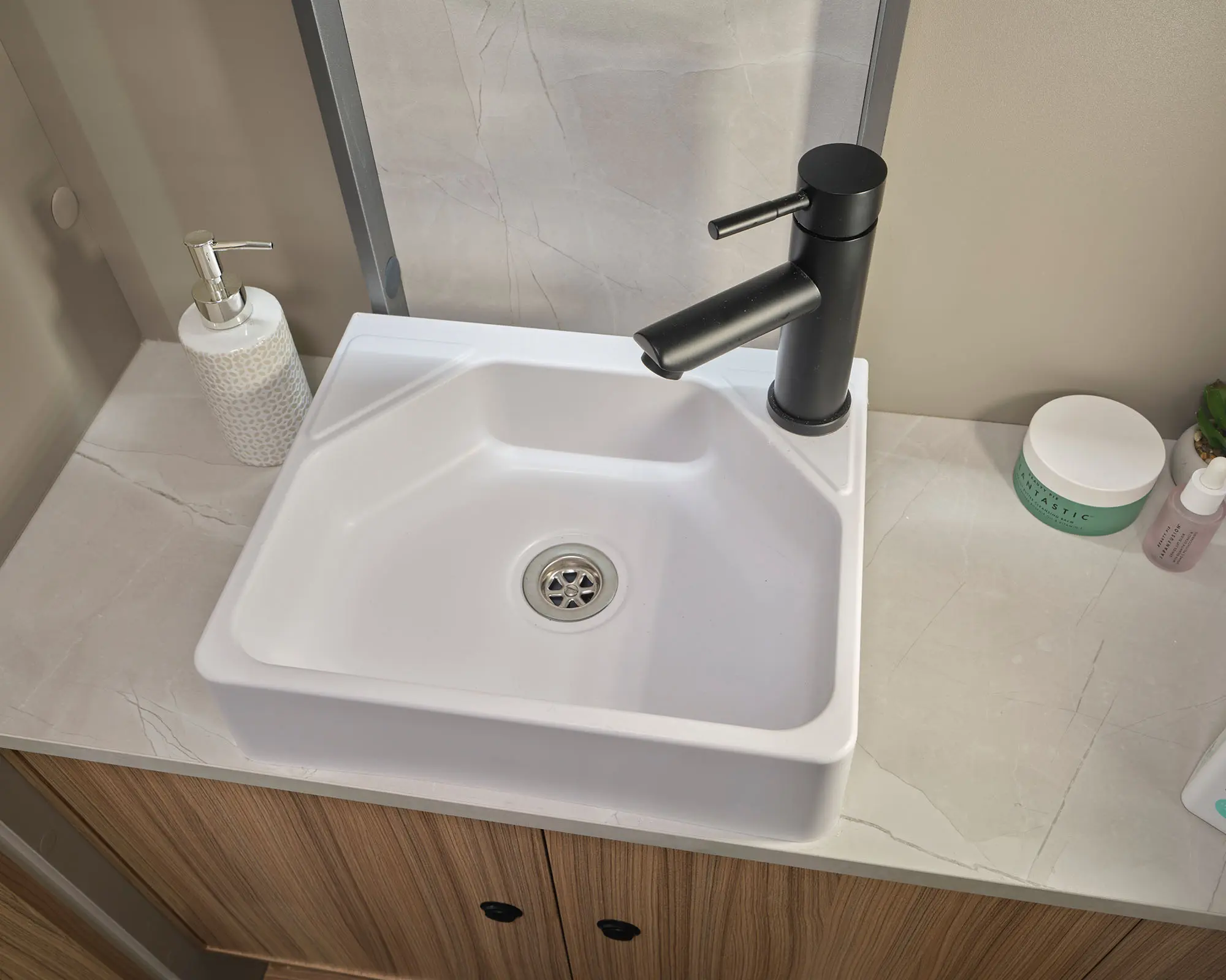 base_0002_Amalfia 0035