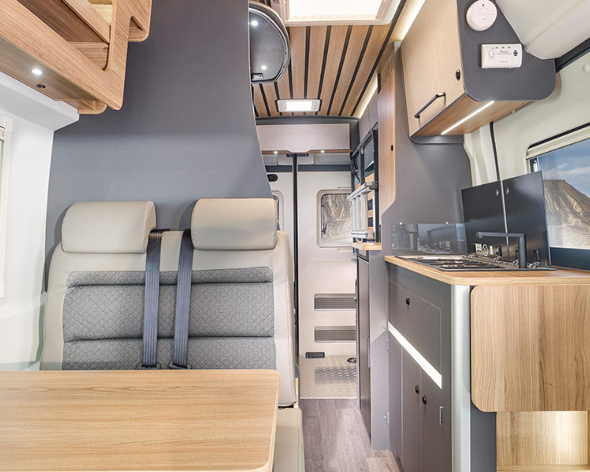 Endurance E65 (4)
