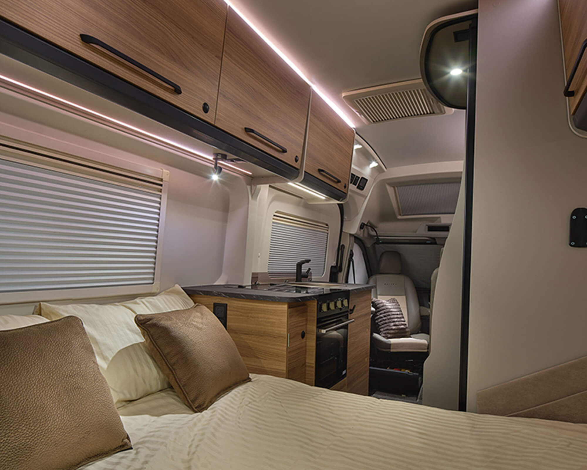 Endeavour-B68-bed 2027