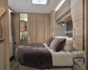 Transverse island bed in the Bailey Unicorn Deluxe Vigo 2027